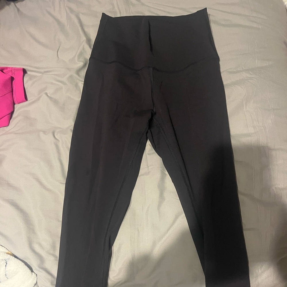 Lulu Lemon Wunder Train 25 inch, size 4